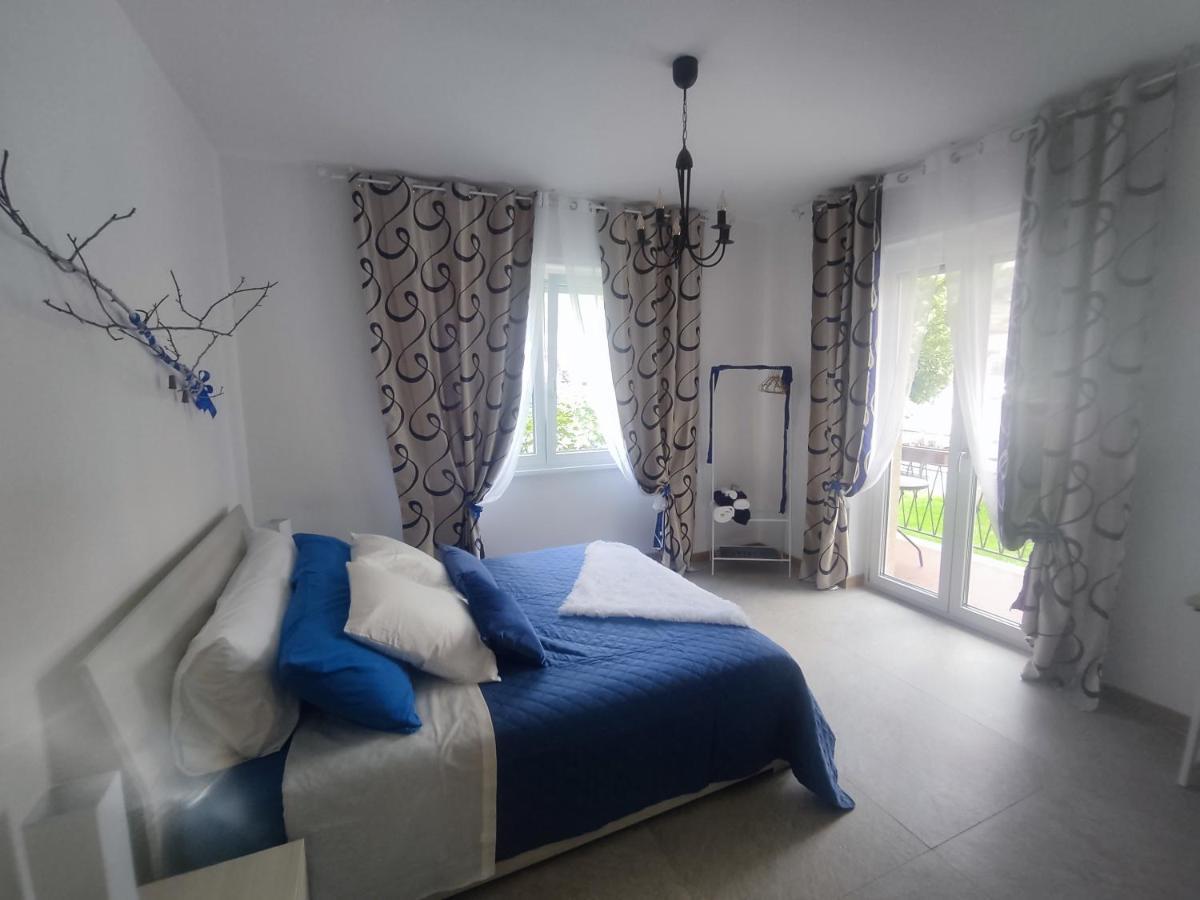 Tirano Express Luxury Apartments Extérieur photo