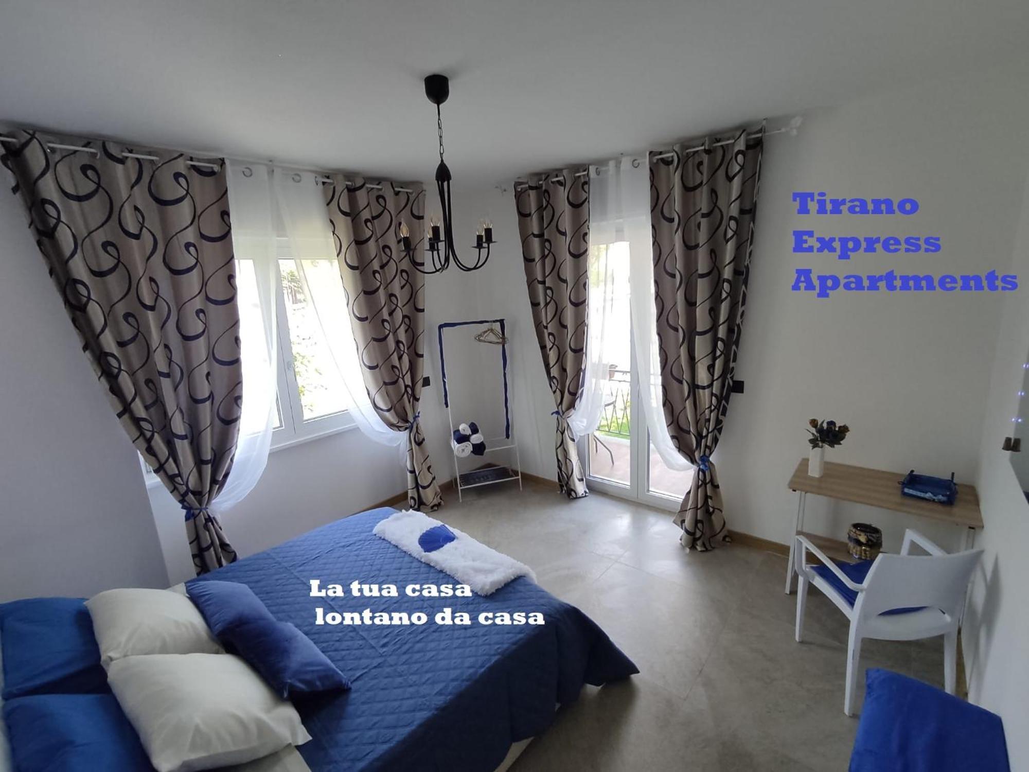 Tirano Express Luxury Apartments Extérieur photo